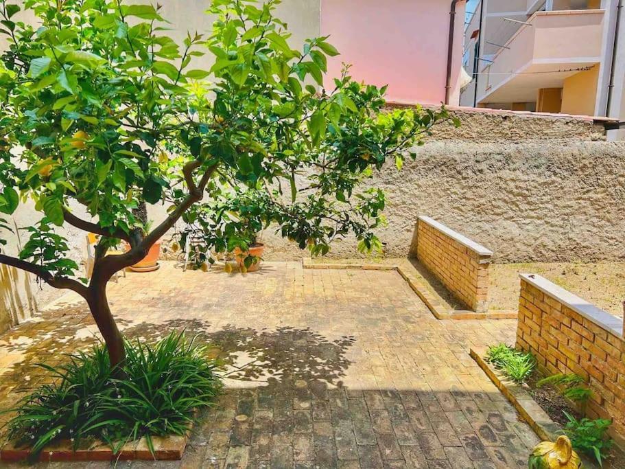 Gemelli House - City Center Tropea Exterior photo